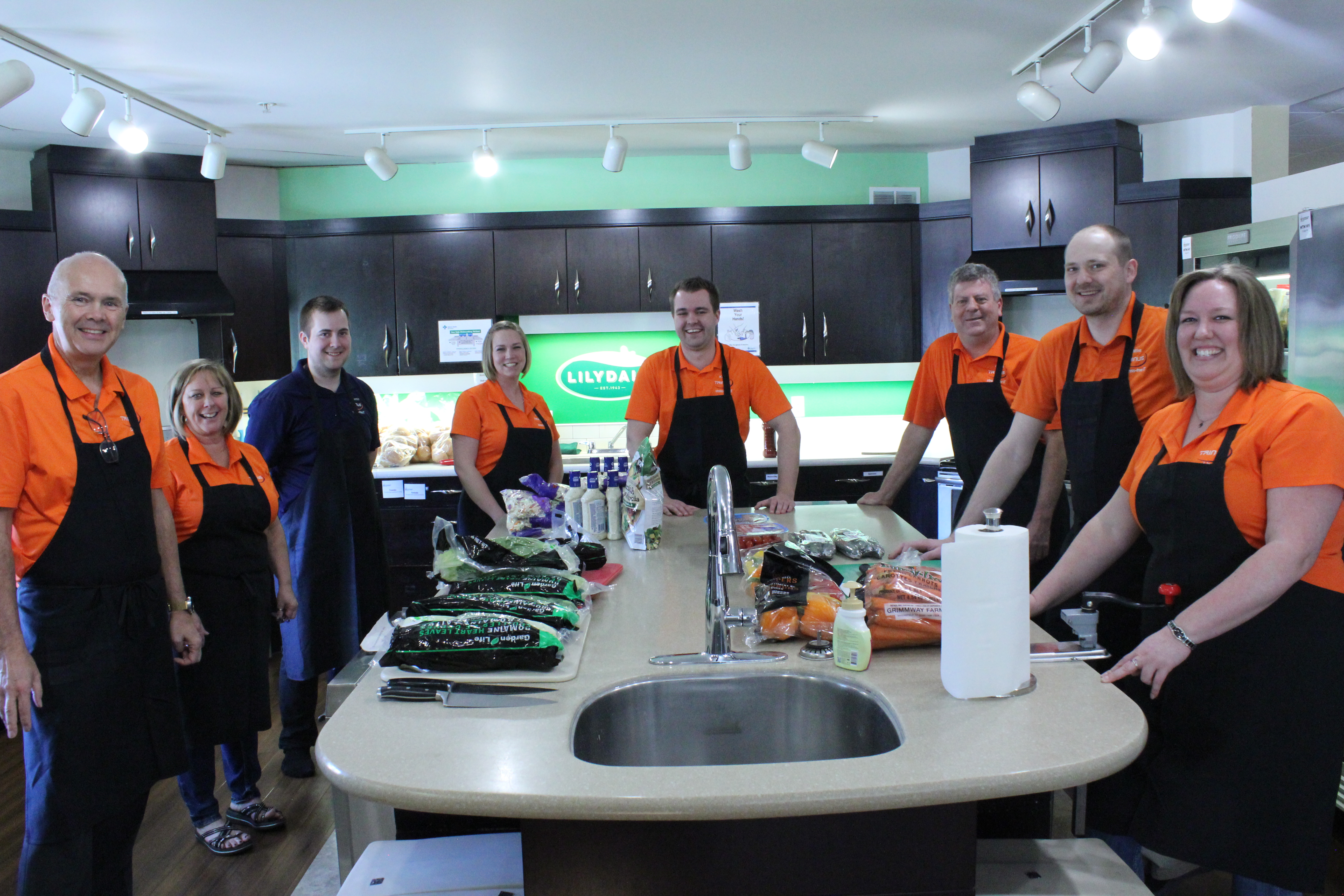 TRINUS Volunteers to Prepare Dinner at Ronald McDonald House, Edmonton.